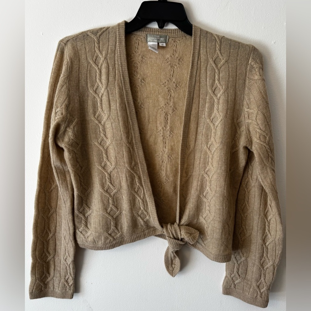 The Territory Ahead Tan Cable Knit Cashmere Tie Front Sweater medium